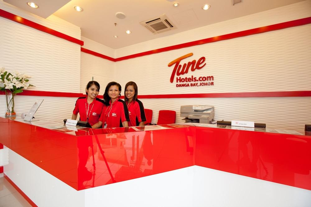 Tune Hotel - Danga Bay Johor Johor Bahru Exterior foto