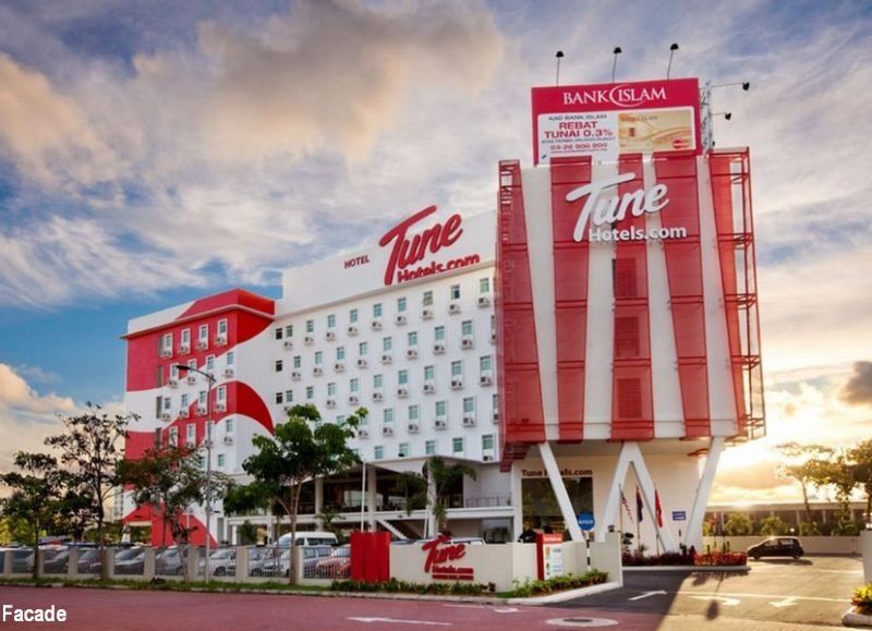 Tune Hotel - Danga Bay Johor Johor Bahru Exterior foto