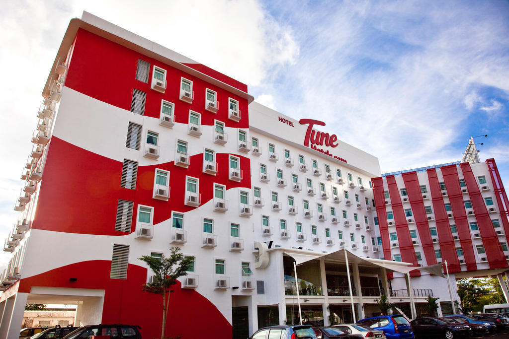 Tune Hotel - Danga Bay Johor Johor Bahru Exterior foto